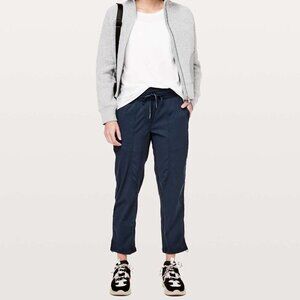 Lululemon Dance Studio Crop 25" Size 4 True Navy